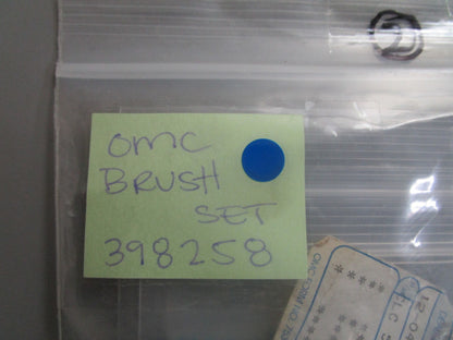 *NEW OEM* 0810 OMC Johnson Evinrude Brush Set 398258 0398258