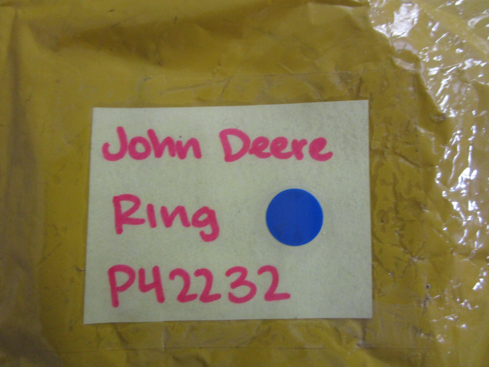 *NEW OEM* 0810 John Deere Ring P42232