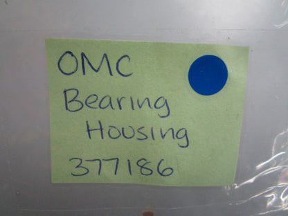 *NEW OEM* 0820 OMC Johnson Evinrude Bearing Housing 377186 0377186