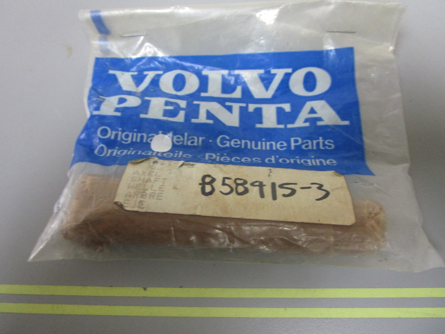 *NEW OEM* 0720 Volvo Penta Shaft 858415