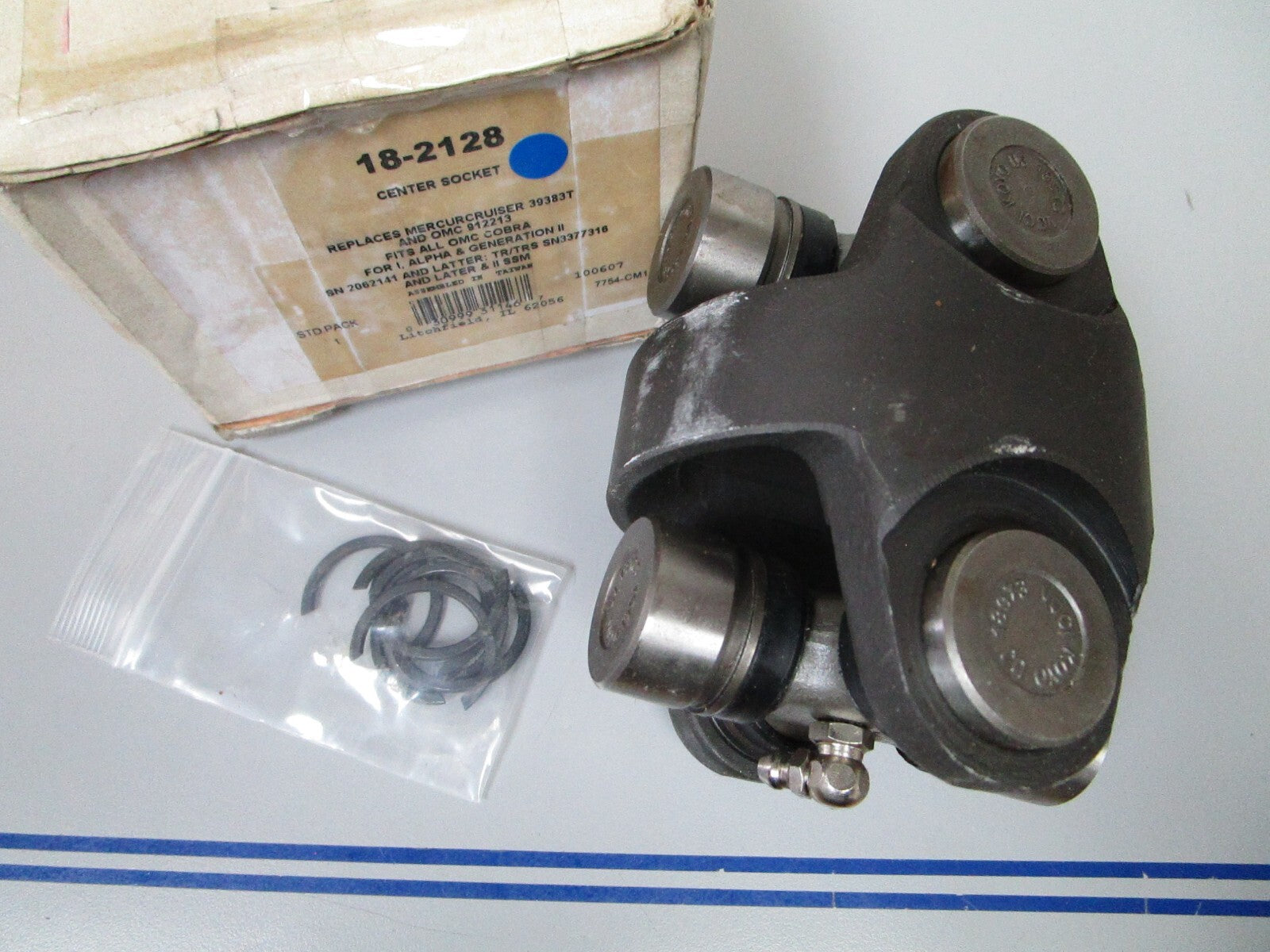 *NEW* 0720 Sierra Center Socket 18-2128 Replaces: Mercruiser 39383T