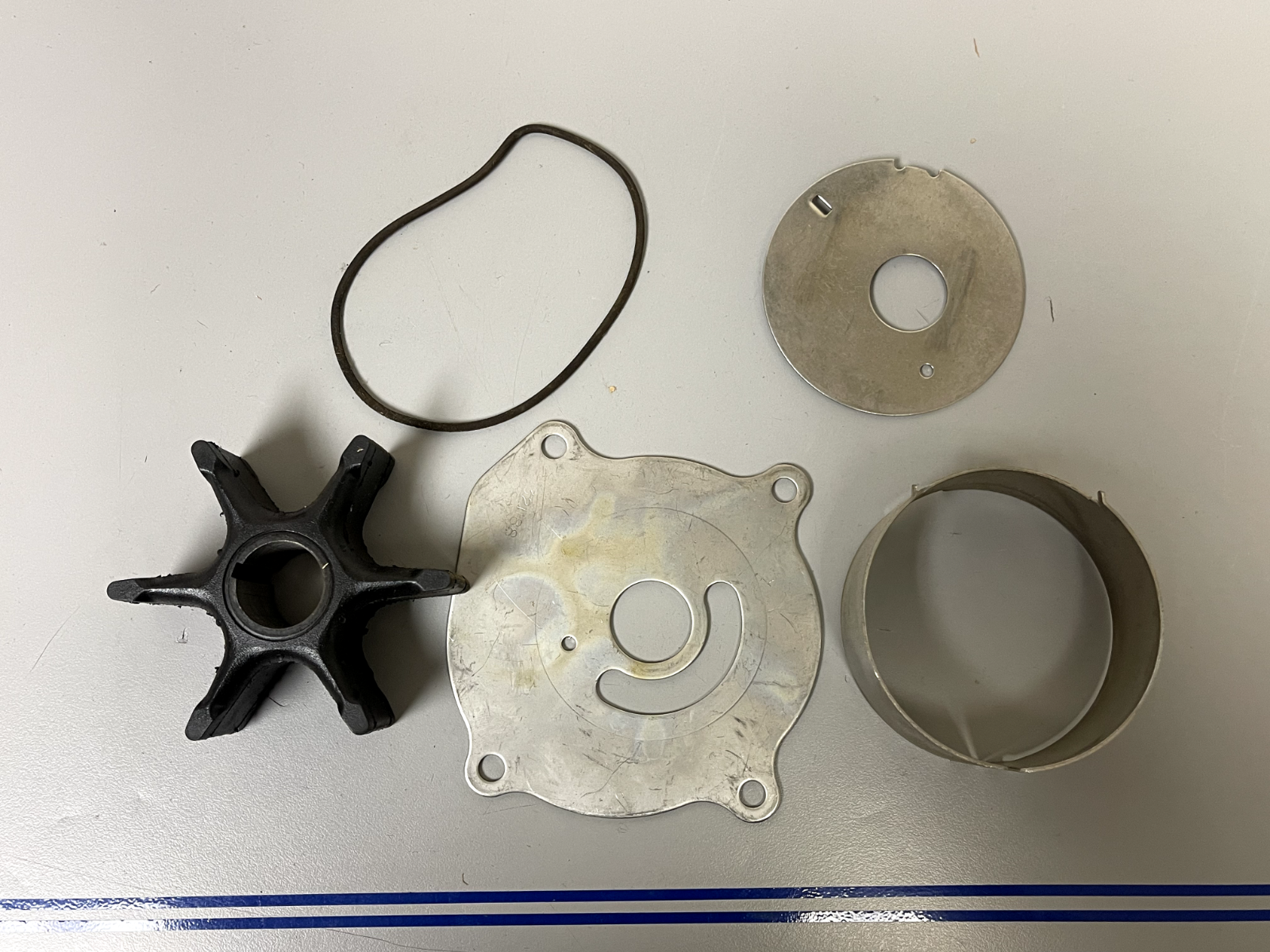*NEW OEM* 0670 OMC Johnson Evinrude Water Pump Kit 387789 0387789