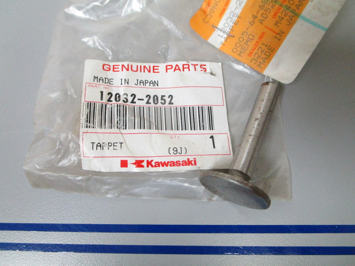 NEW OEM 12032-2052 Kawasaki Tappet 0720