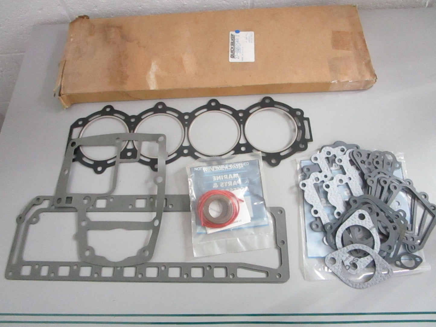 NEW OEM 27-809754A1 Mercury Quicksilver Gasket Set 0820