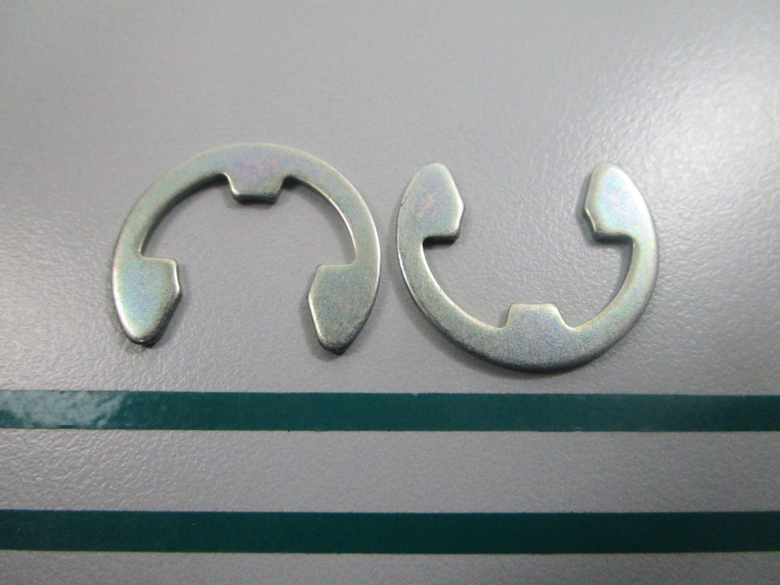 NEW OEM (LOT OF 2) 93430-12008-00 Yamaha Circlip 0810