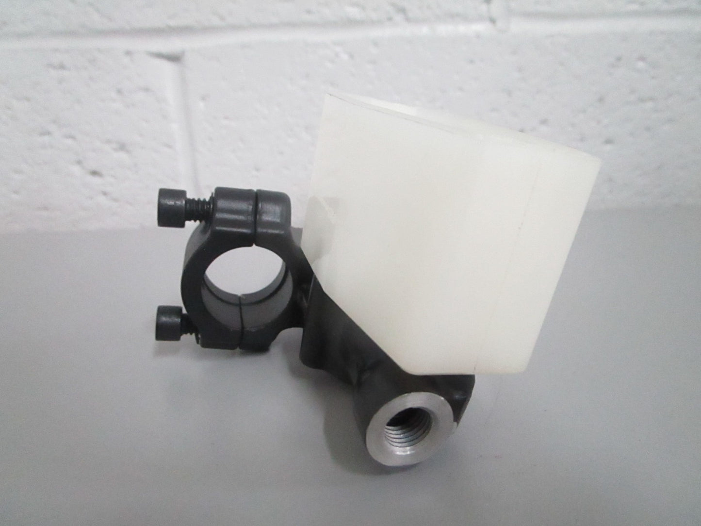 Arctic Cat 0502-388 Master Cylinder Assy W/O Lever ATV 250-500 NEW OEM 0820