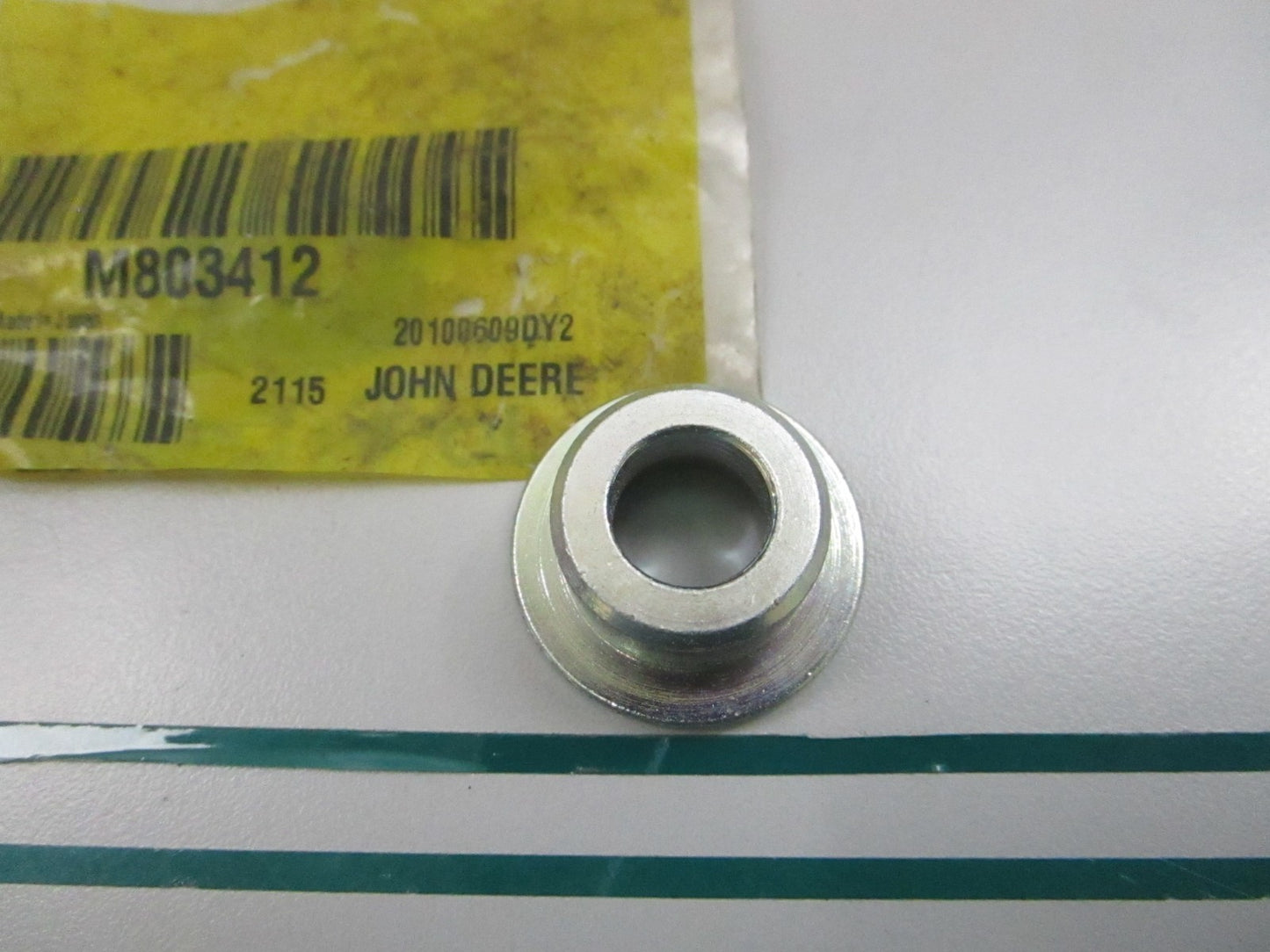 John Deere NEW OEM Bushing M803412 Lawn Garden Equipment NOS 0810