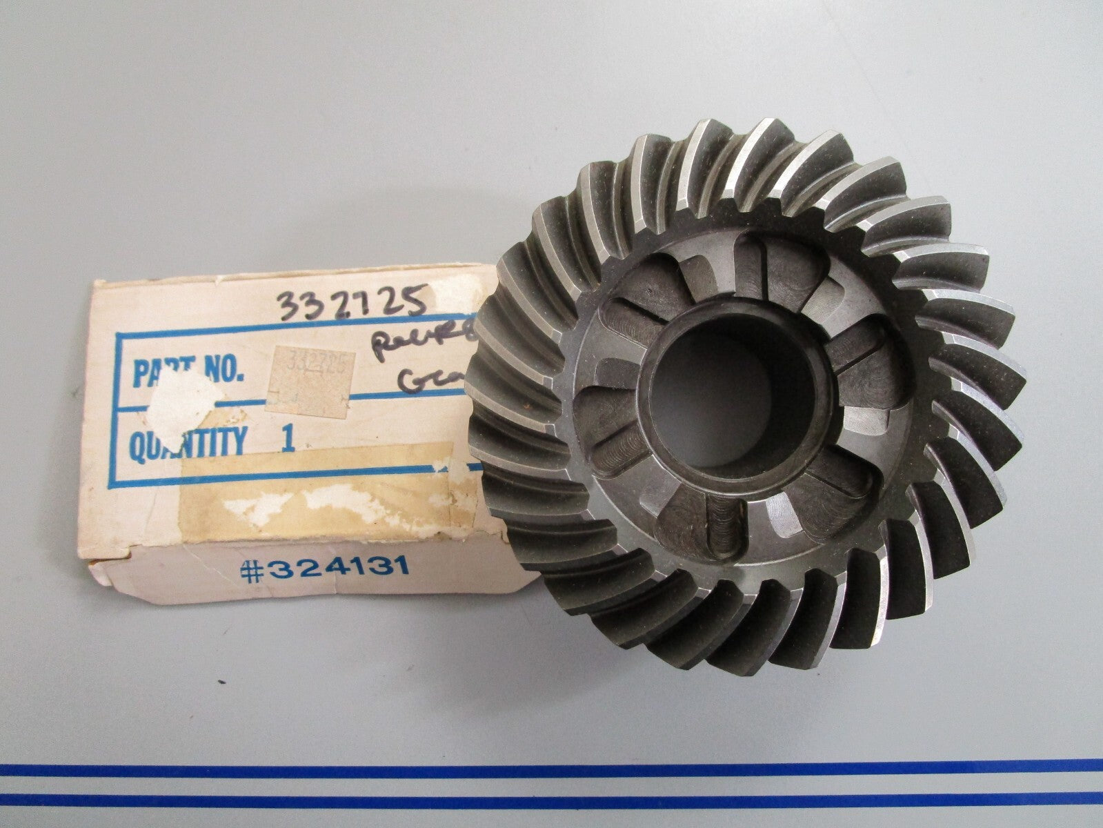 *NEW OEM* 0810 OMC Johnson Evinrude 27T Reverse Gear 332725 0332725