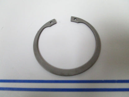 *NEW OEM* 0810 Volvo Penta Snap Ring 914537
