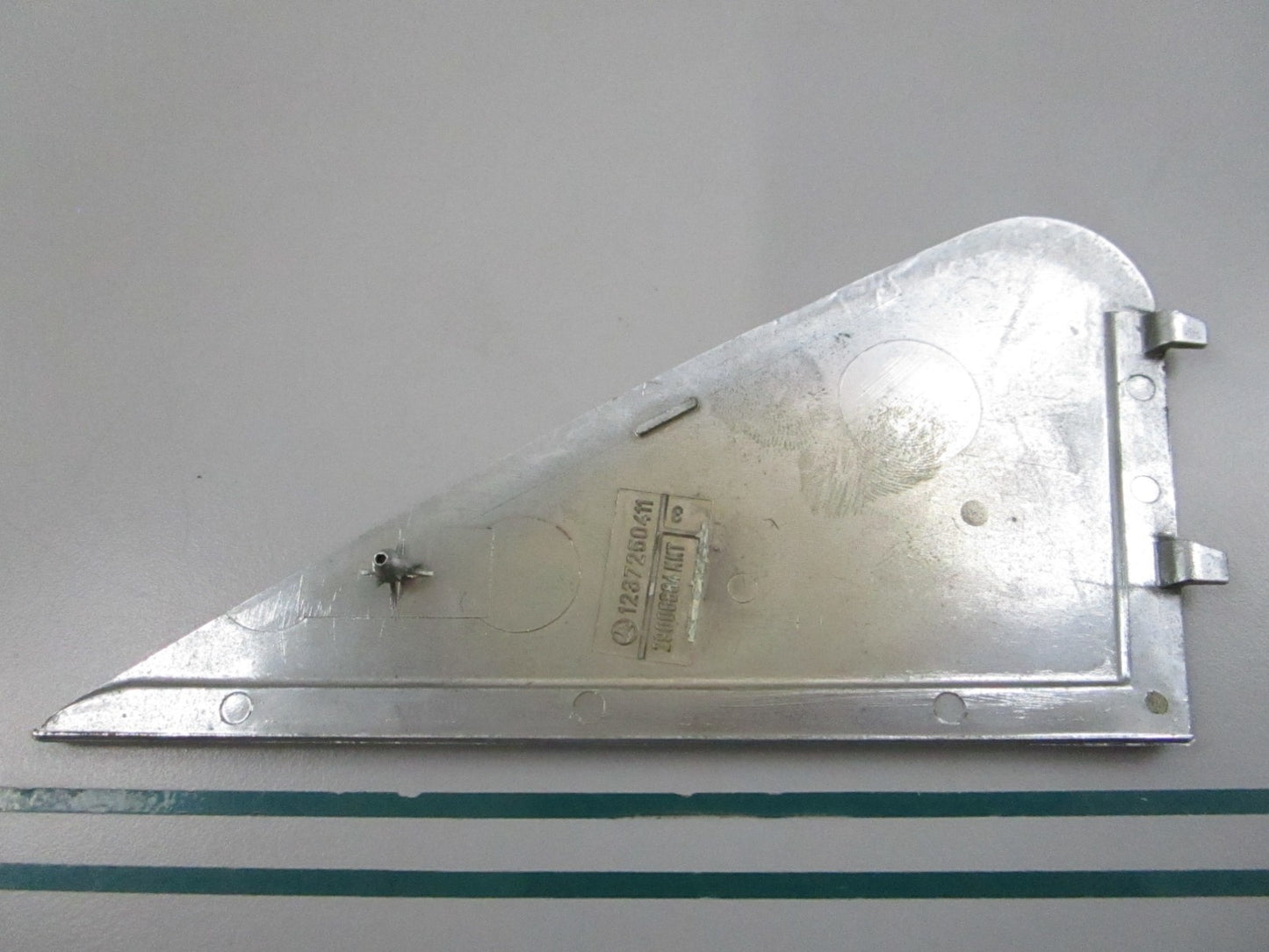 NEW OEM 1237250411 Mercedes-Benz Cover Plate 0810