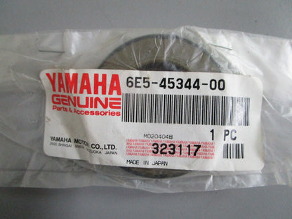 NEW OEM 6E5-45344-00-00 Yamaha Driveshaft Cover Seal 0820