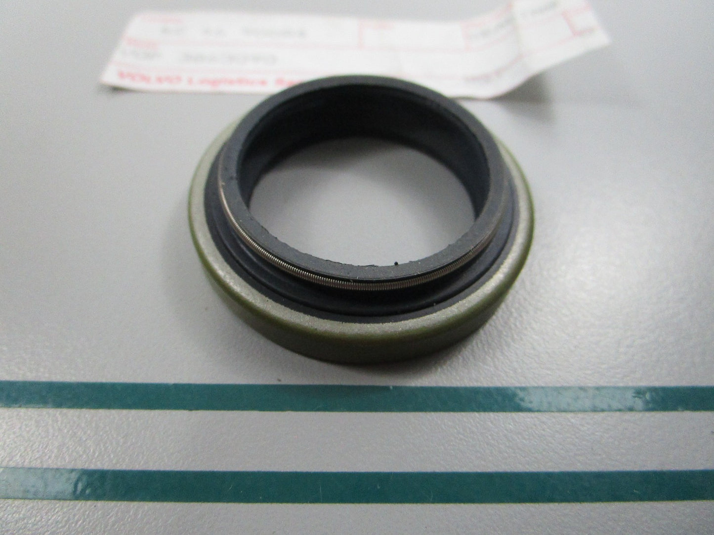 NEW OEM 3863090 Volvo Penta Oil Seal 0810