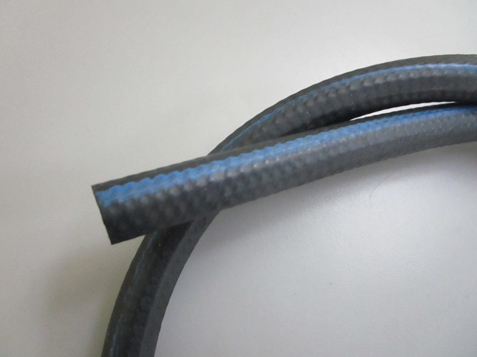 *NEW OEM* 0820 Volvo Penta Hose 21807153