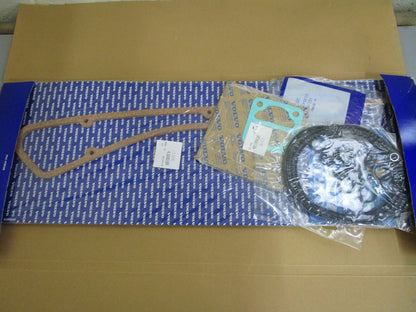 *NEW OEM* 0820 Volvo Penta Gasket Set 876359