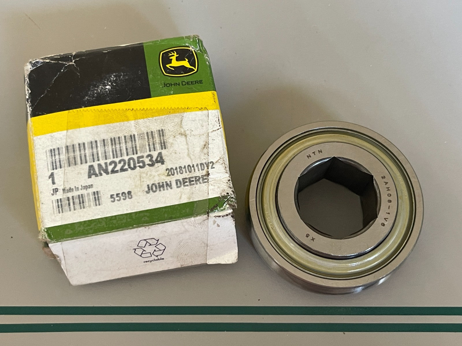 John Deere AN220534 NEW OEM Hexagonal Bore Ball Bearing NOS 0720