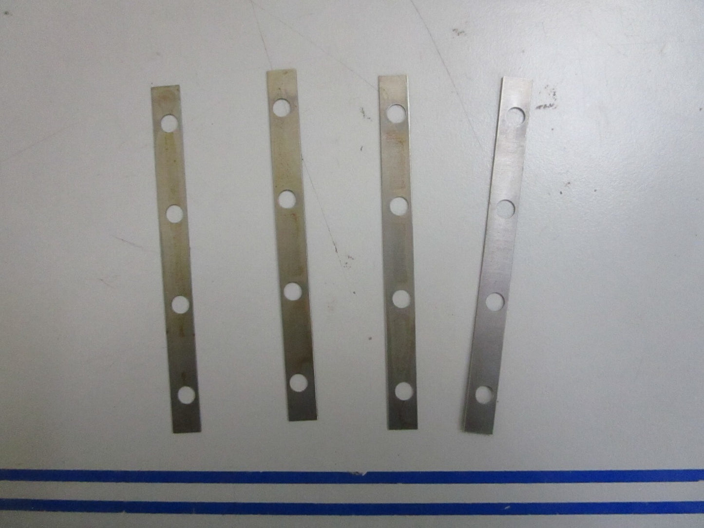 *NEW OEM* (LOT OF 4) 0810 OMC Johnson Evinrude Shim 323412 0323412