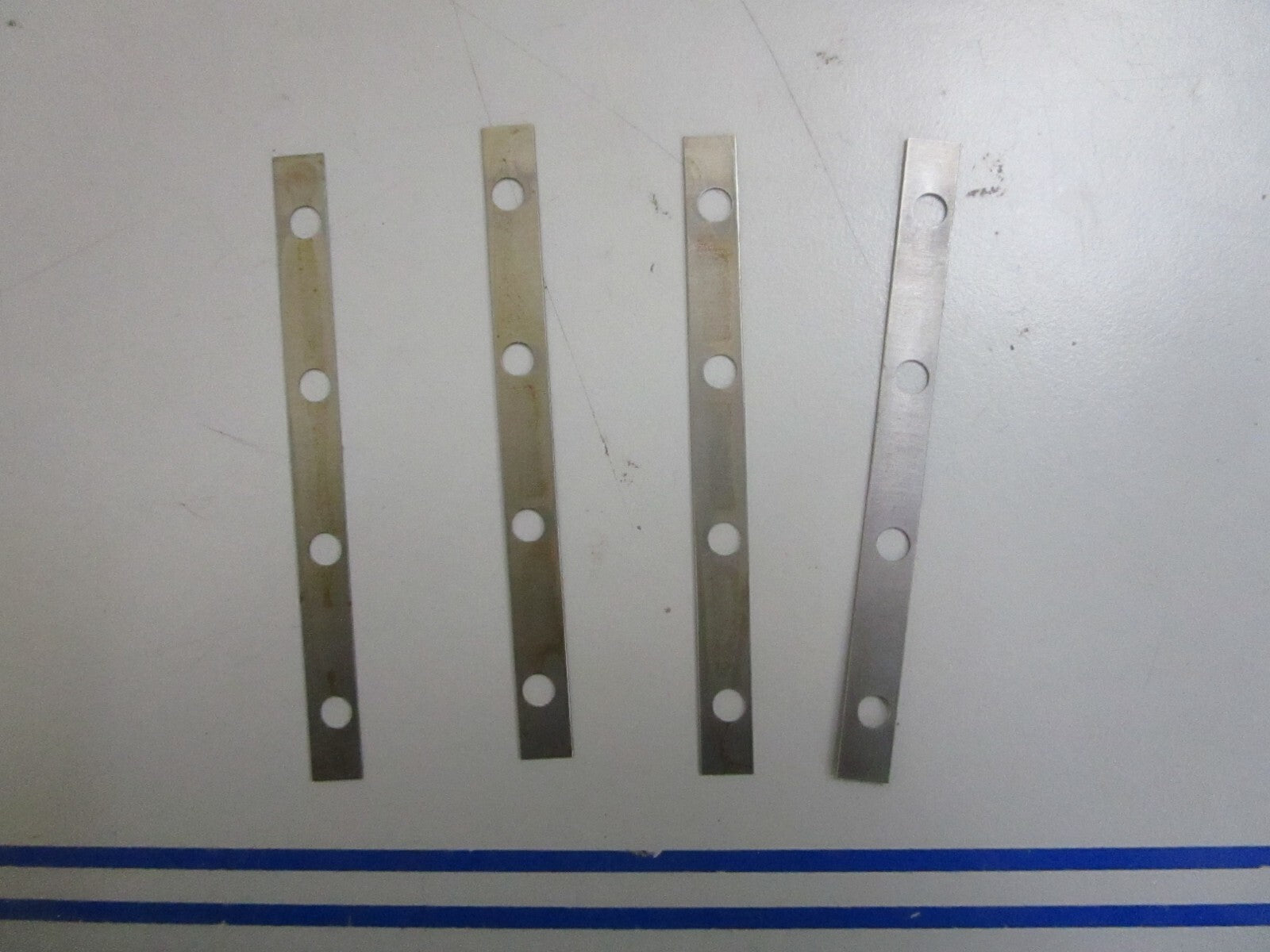 *NEW OEM* (LOT OF 4) 0810 OMC Johnson Evinrude Shim 323412 0323412