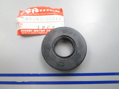 NEW OEM Suzuki 09283-20016 Oil Seal 0810