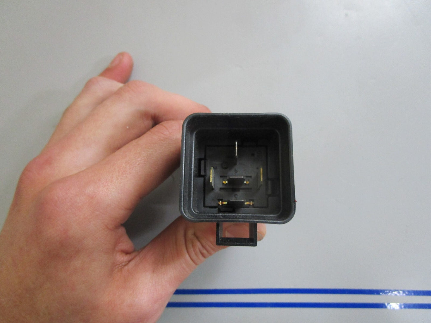 *NEW OEM* 0810 OMC Johnson Evinrude Relay Assembly 3854138