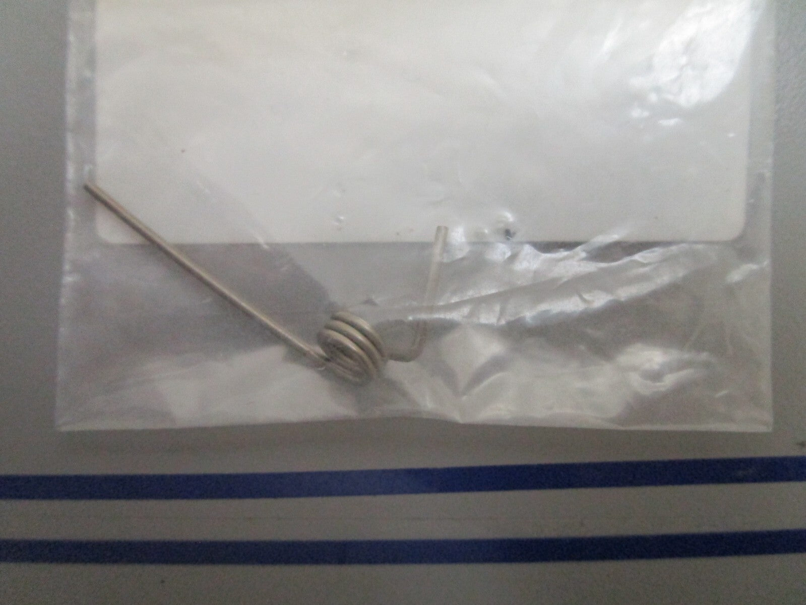 *NEW OEM* 0810 Tohatsu Starter Lock Spring 3R3-05216-0 3R3052160