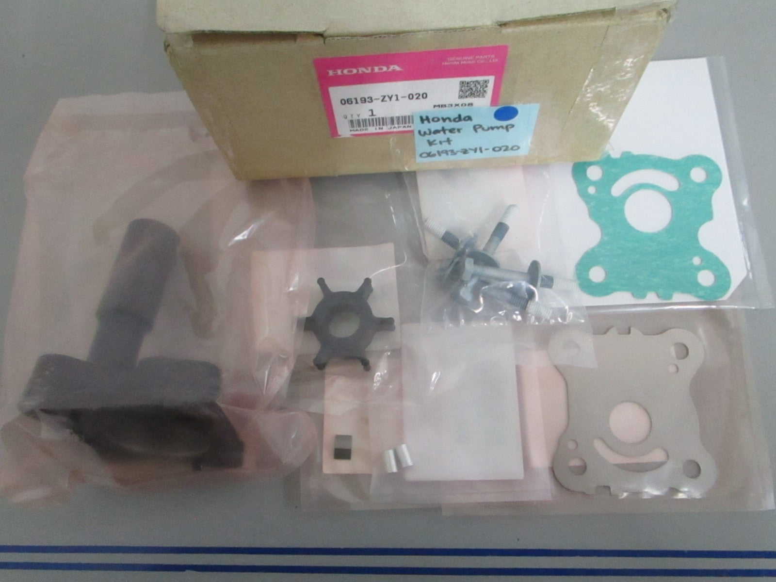 NEW OEM 06193-ZY1-020 Honda Water Pump Kit 0820