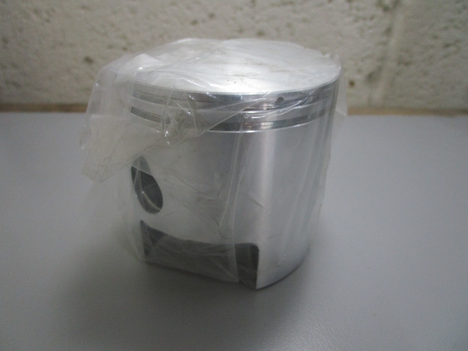 *NEW OEM* 0820 Tohatsu Piston 361-00000-0