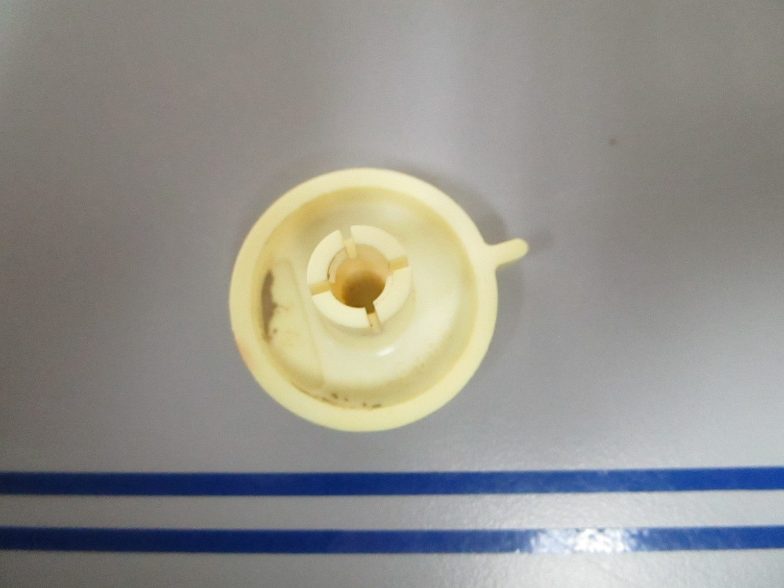 NEW OEM 205883 0205883 OMC Johnson Evinrude Adjustment Knob 0720
