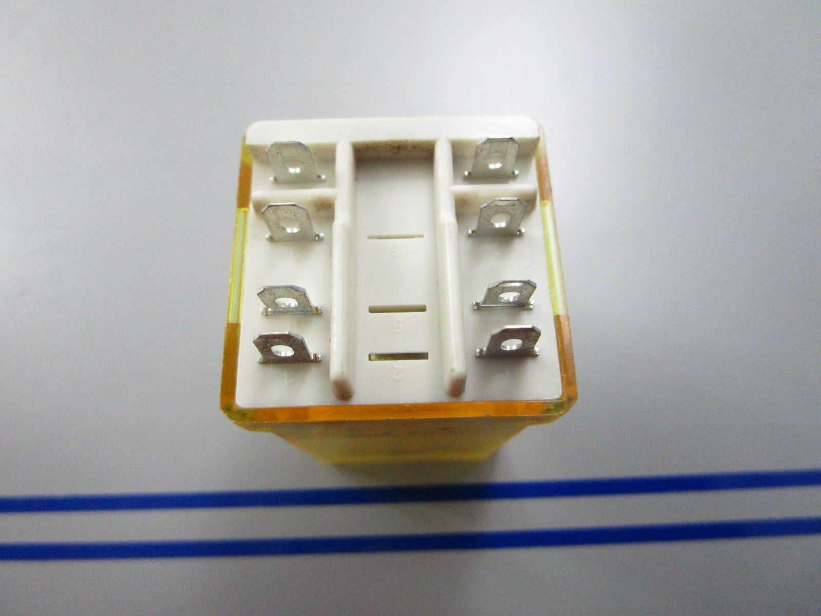 *NEW* 0810 IDEC 120V Power Relay RR2BA-U