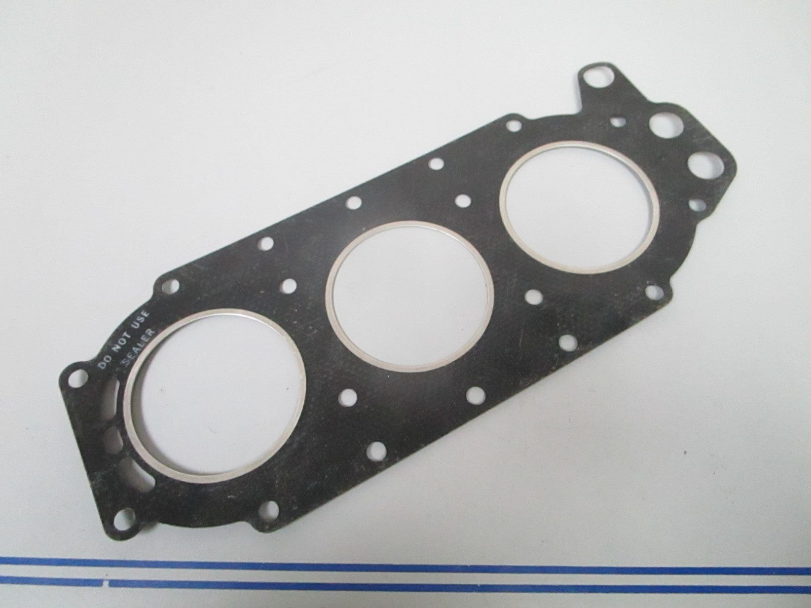 *NEW OEM* 0720 OMC Johnson Evinrude 60 65 70 75 hp 3 Cylinder Head Gasket 313413