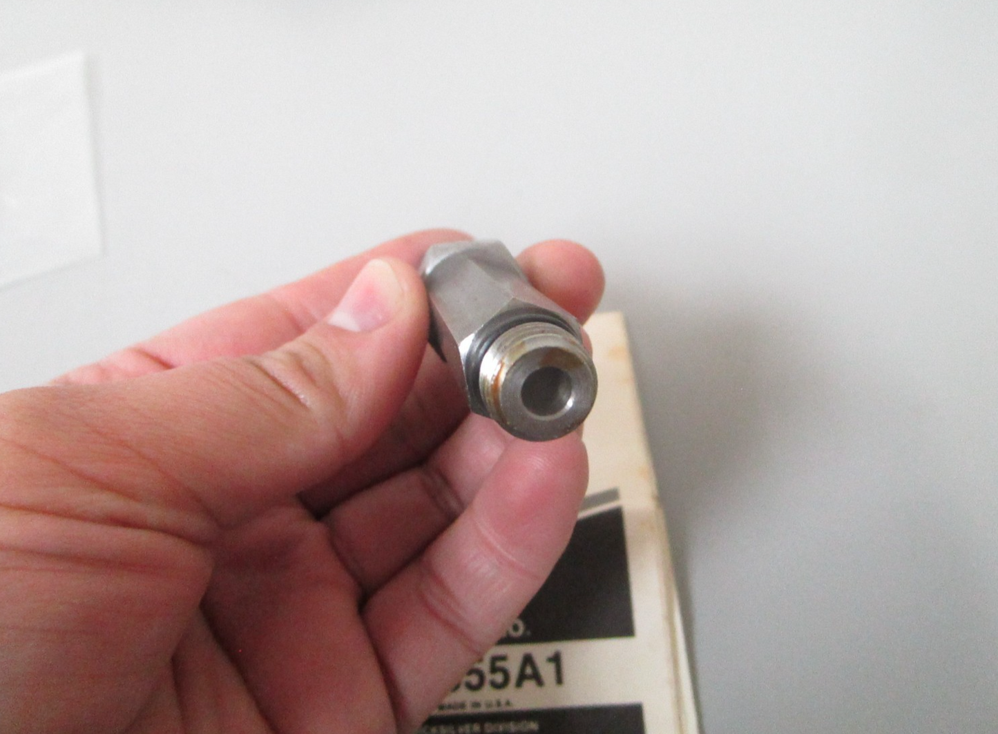 NEW OEM 95355A1 Mercury Quicksilver Valve Kit 0810