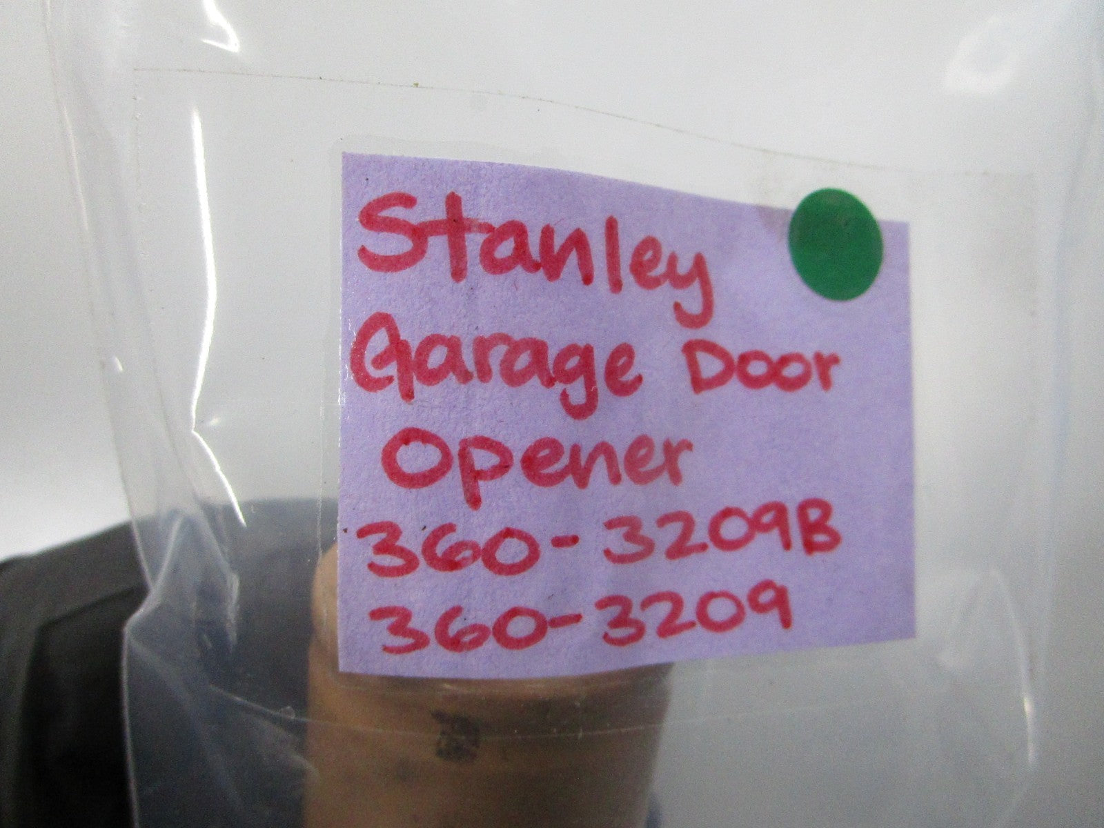 NEW OEM 360-3209B 360-3209 Stanley Garage Door Opener 0810