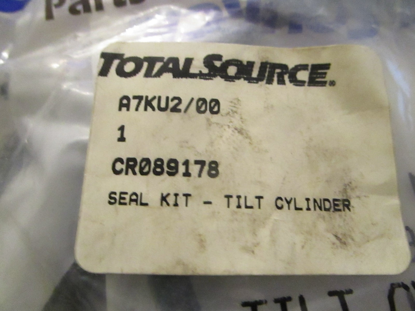 NEW Replaces: Crown CR089178 Total Source Tilt Cylinder Seal Kit 0720