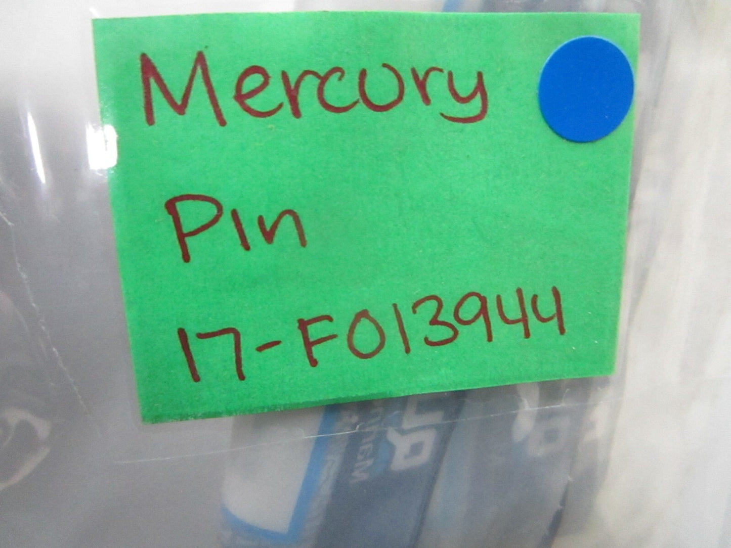 *NEW OEM* 0810 Mercury Quicksilver Pin 17-F013944