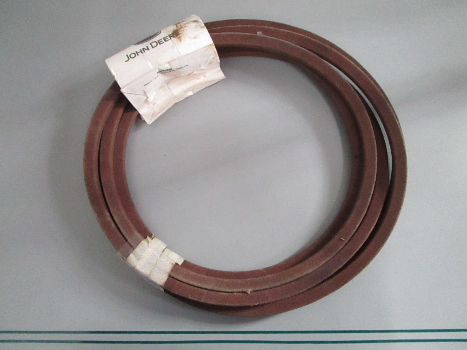 NEW OEM TCU26298 John Deere V-Belt 0820