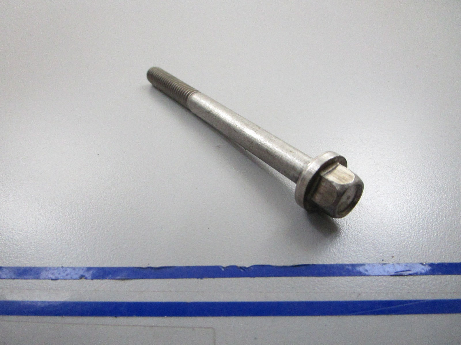 *NEW OEM* 0810 OMC Johnson Evinrude Screw 328561 0328561