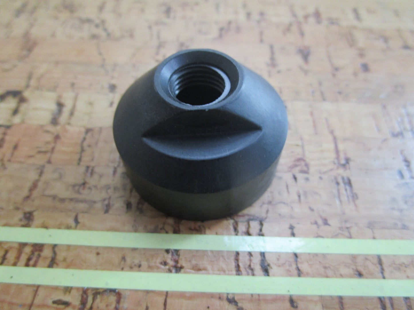 *NEW OEM* 0810 OMC Johnson Evinrude Cap 3852958