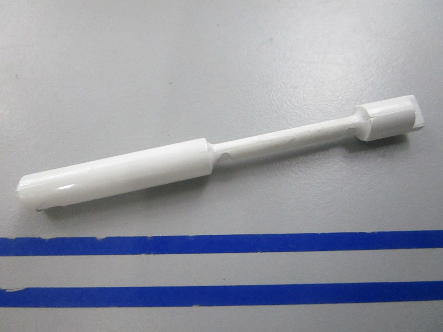 NEW OEM 340521 0340521 OMC Johnson Evinrude Water Restrict Pin 0810