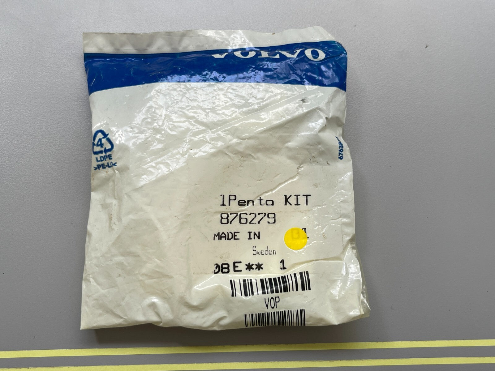 *NEW OEM* 0810 Volvo Penta Bushing Kit 876279