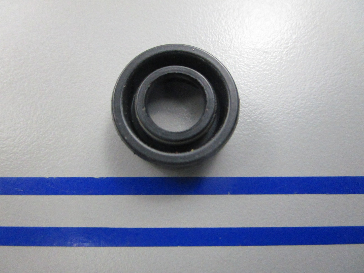 NEW OEM 26-816464 Mercury Quicksilver Seal 0810