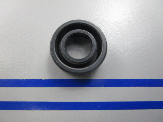NEW OEM 26-816464 Mercury Quicksilver Seal 0810