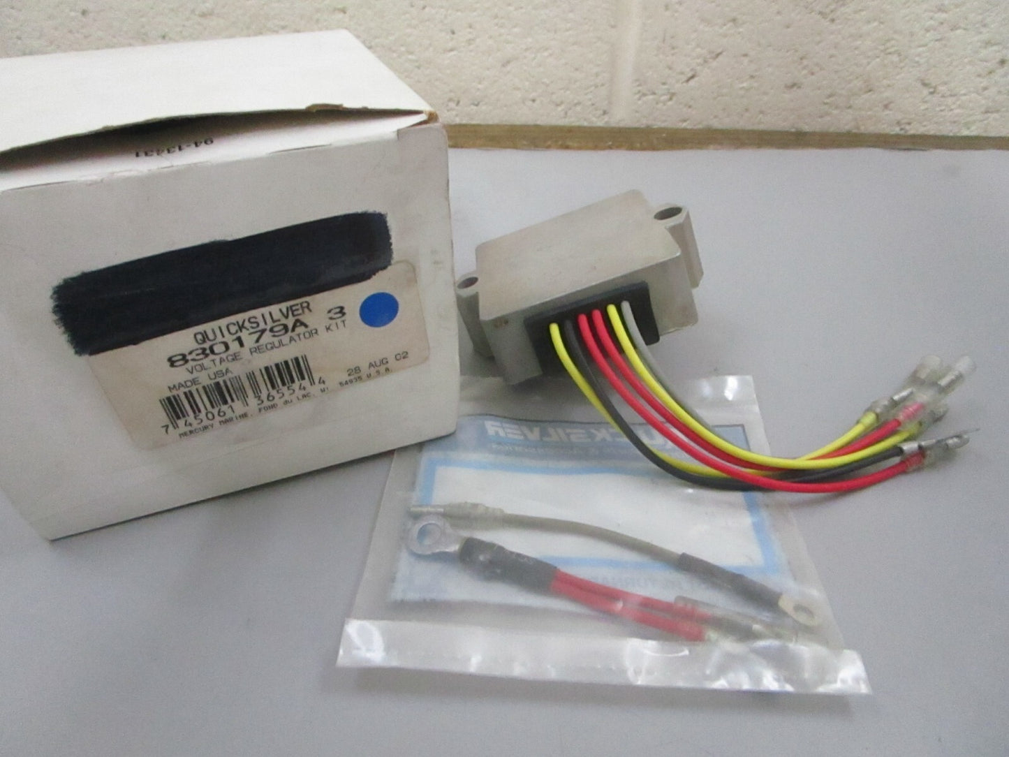 *NEW OEM* 0810 Mercury Quicksilver Voltage Regulator Kit 830179A 3