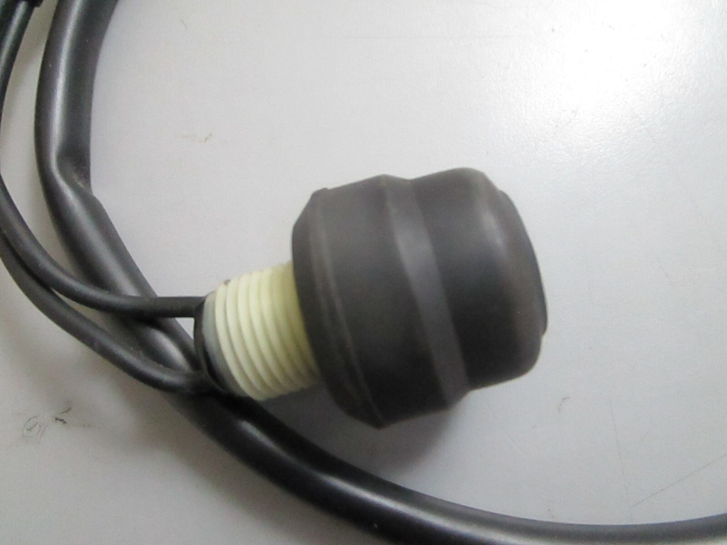 *NEW OEM* 0820 OMC Johnson Evinrude Shorting Switch 583930 0583930