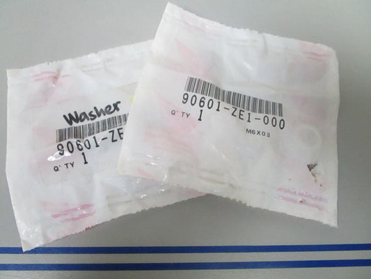 *NEW OEM* (LOT OF 2) 0770 Honda Washer 90601-ZE1-000