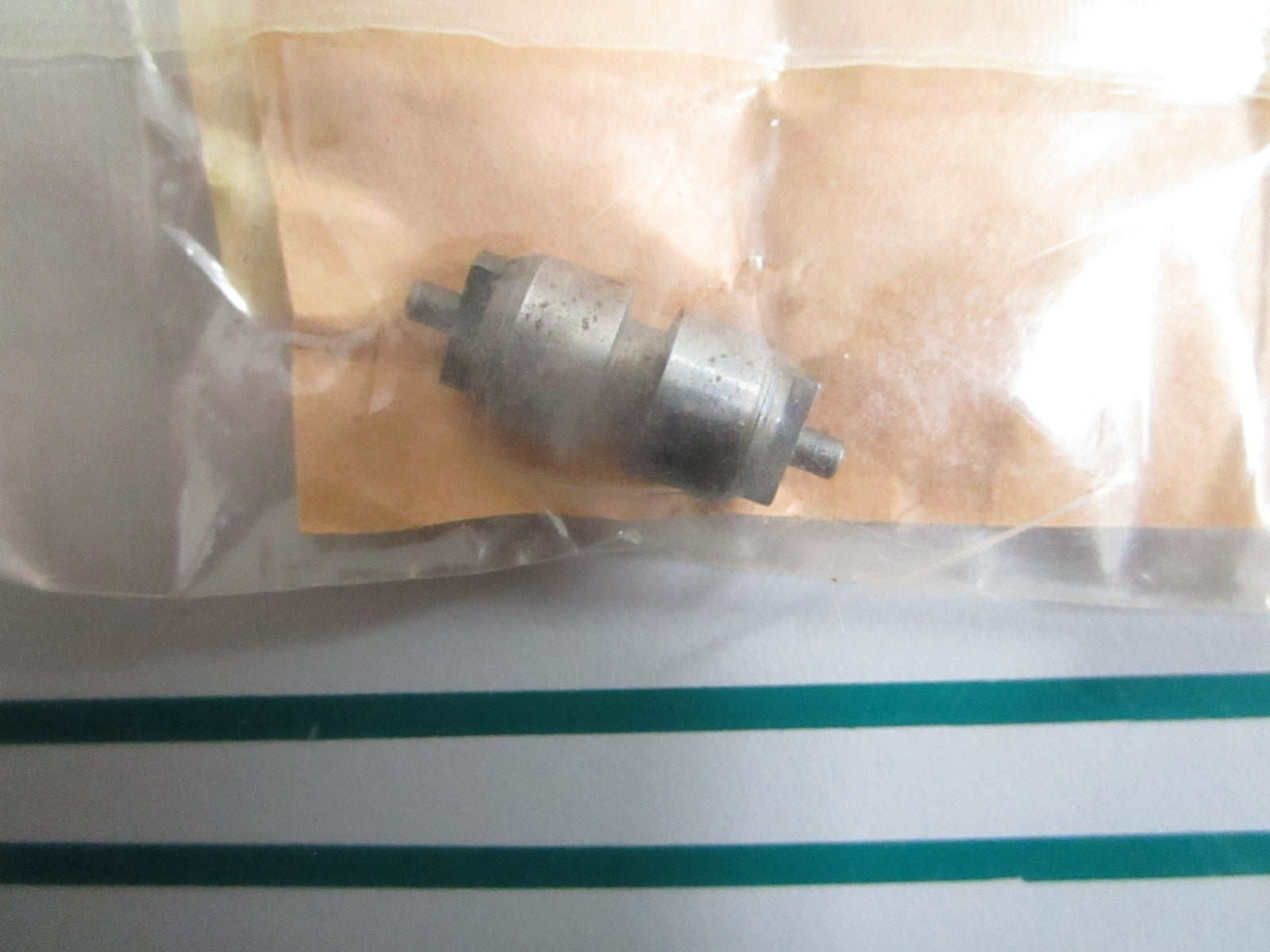 NEW OEM 6H1-43841-00-00 Yamaha Shuttle Piston 0820