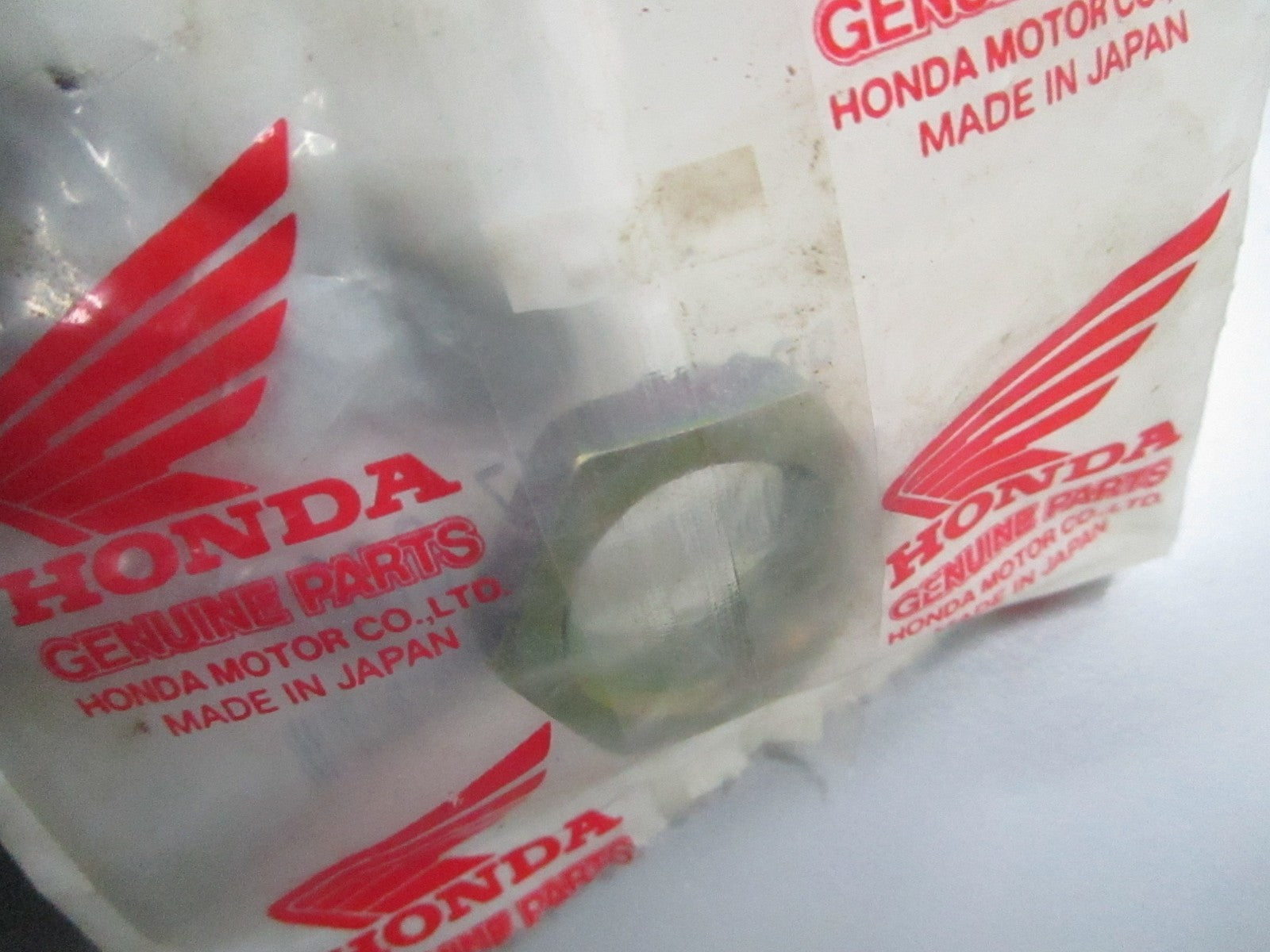 *NEW OEM* 0810 Honda Lock Nut 90235-HM7-000