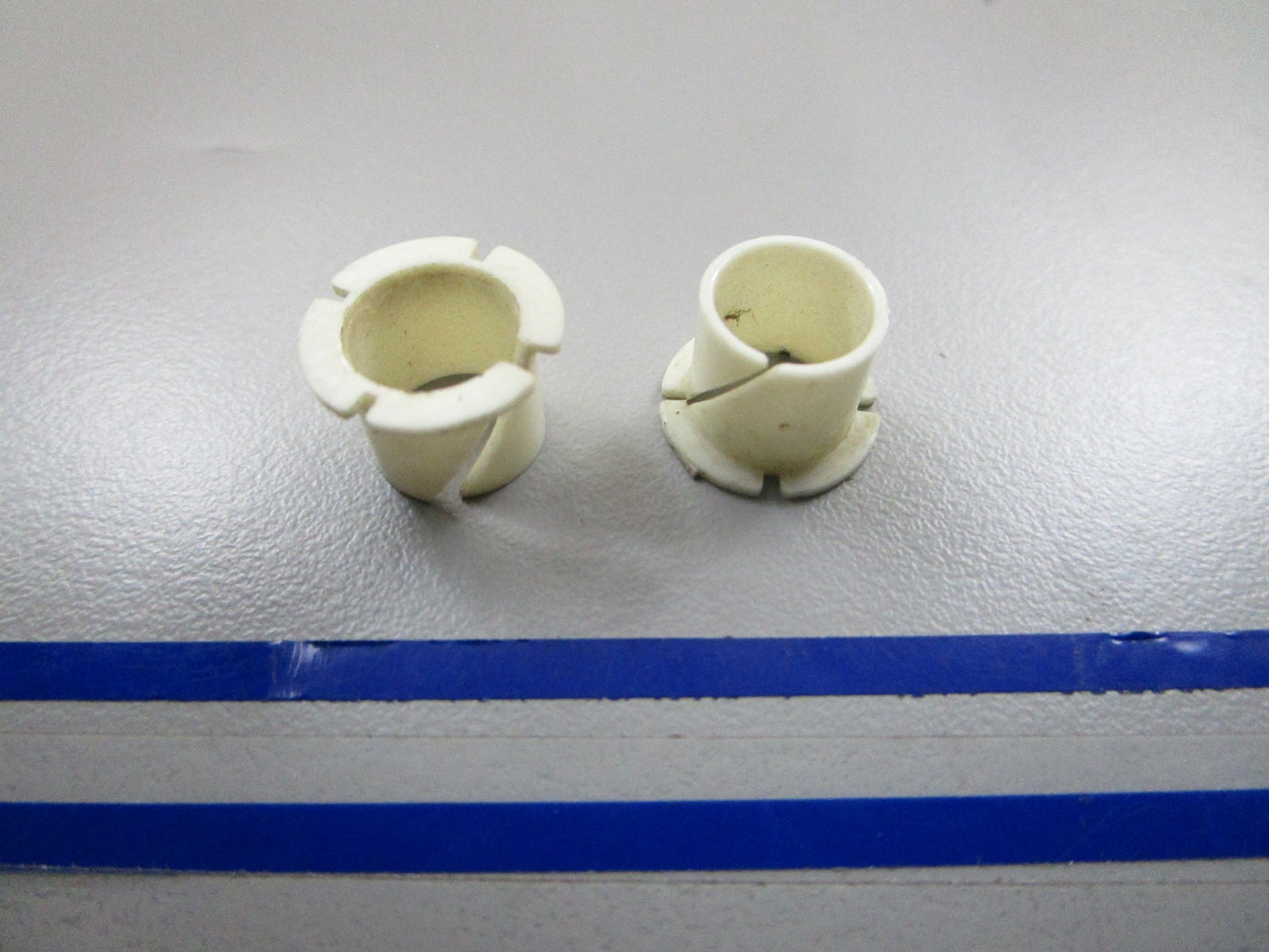 *NEW OEM* (LOT OF 2) 0810 Mercury Quicksilver Bushing 23-26600