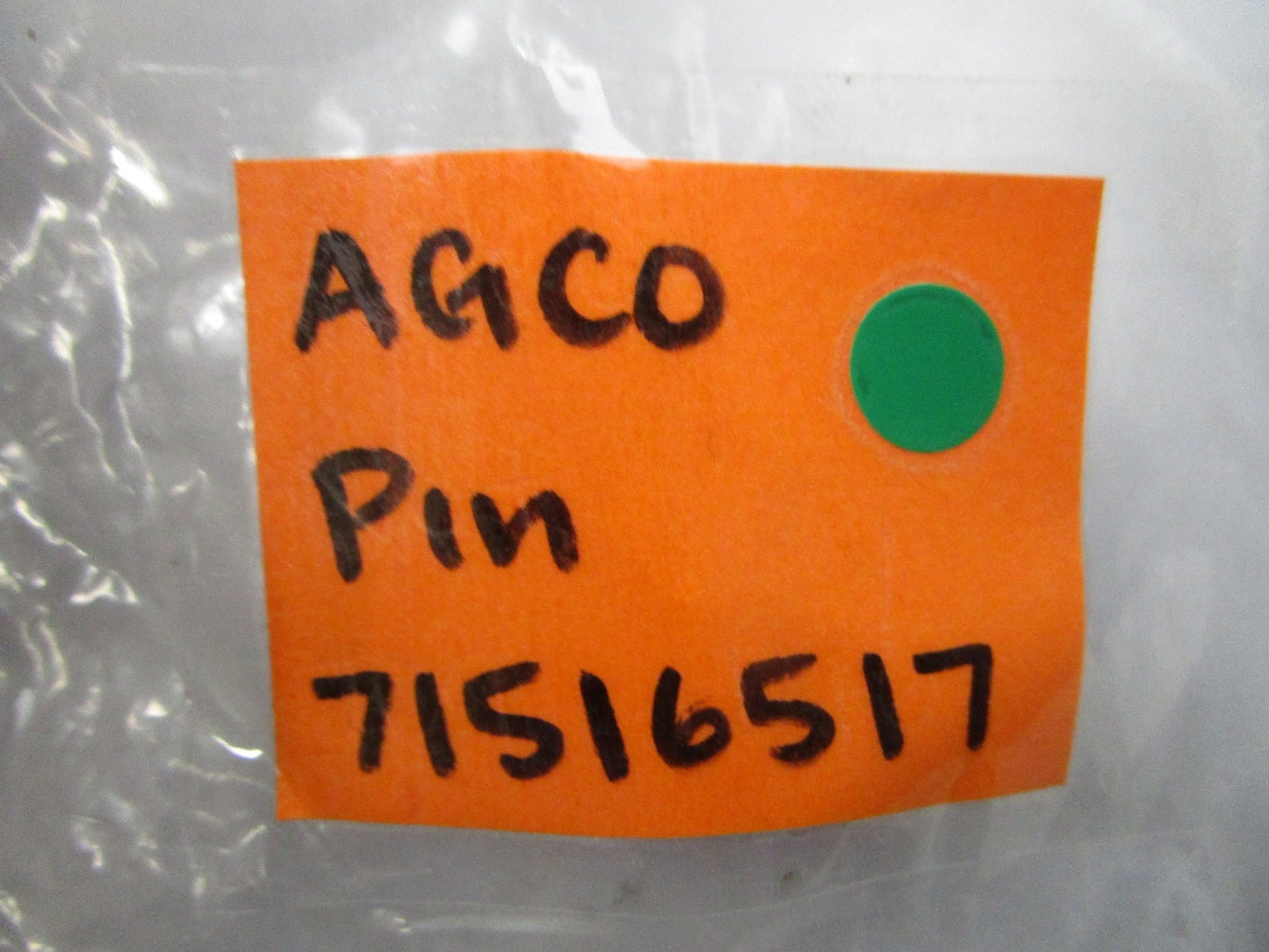 NEW OEM 71516517 AGCO Pin 0810