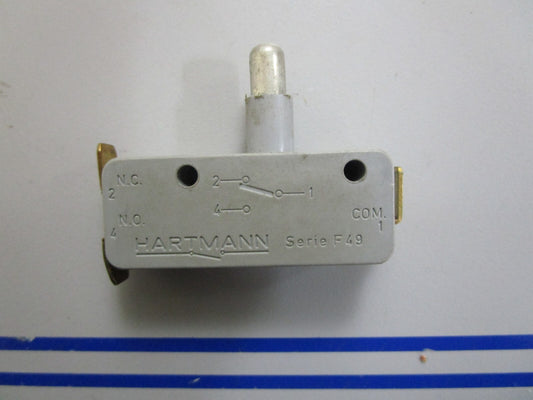 *NEW OEM* 0820 Volvo Penta Switch 850710