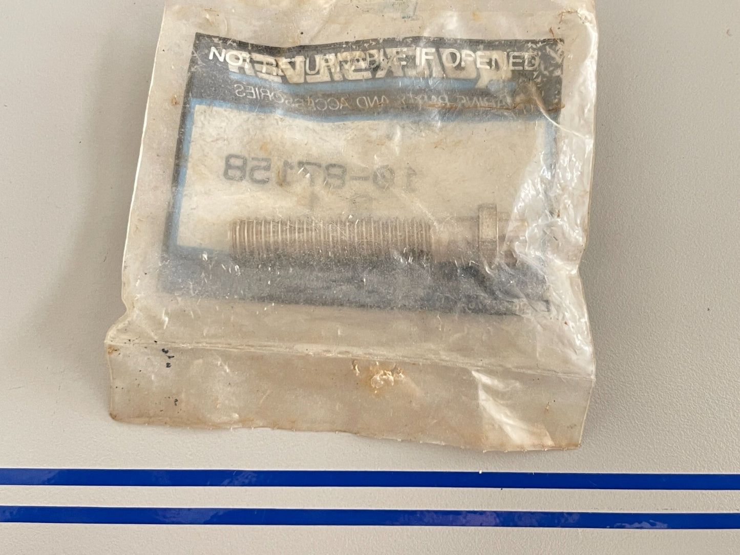 *NEW OEM* 0810 Mercury Quicksilver Screw 10-87158