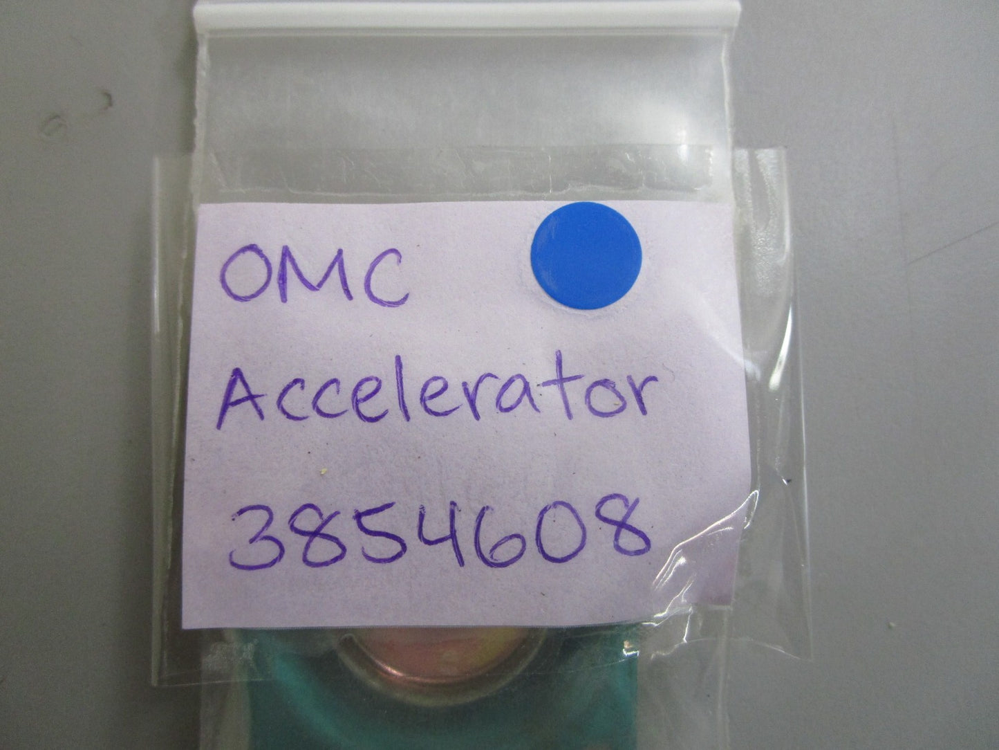 *NEW OEM* 0810 OMC Johnson Evinrude Accelerator 3854608
